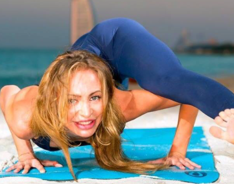 You are currently viewing Yoga Guest Teacher in August: Violetta from Dubai