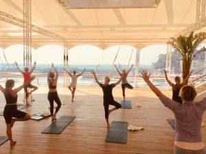 Lire la suite à propos de l’article Anette fête ses 6 ans de Yoga au YCM