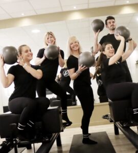Read more about the article Join the fun dynamic Pilates Reformer classes in Nice center